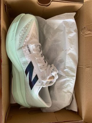 New Balance Fuelcell Rebel V4 Verde/Azul
