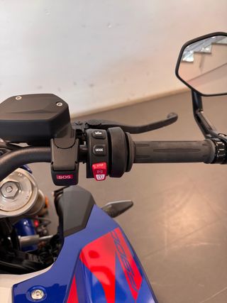 BMW F900R (2025) PARA CARNET A2