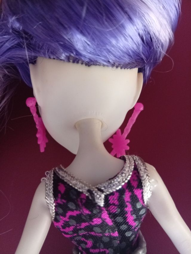 Muñeca Spectra Vondergeist y Draculaura