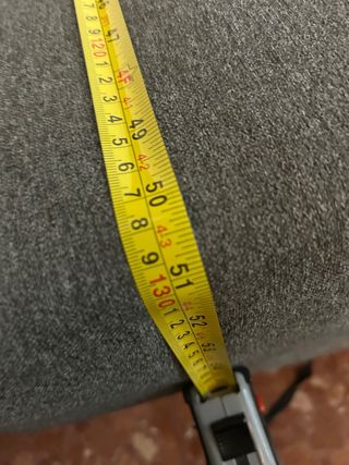 Sofá cama gris con almacenaje