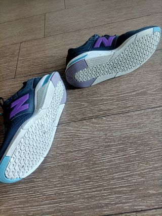 New Balance 247 Negro/Morado