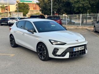 CUPRA LEON eTSI 2025 5,25% TIN!!