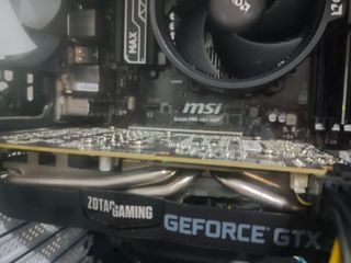 PC Sobremesa compacto. Poco Uso