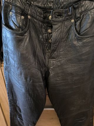 Pantalón de piel auténtica negro