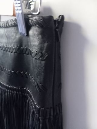 Falda Mango Cuero Talla M Flecos