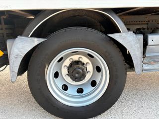 Camion rigido Mercedes Atego 1524 2015