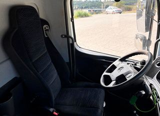 Camion rigido Mercedes Atego 1524 2015
