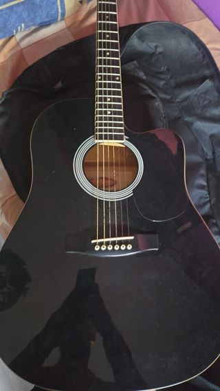 Guitarra Acústica Negra