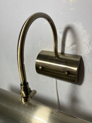 Lampada da parete orientabile metallo brunito