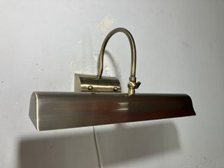 Lampada da parete orientabile metallo brunito