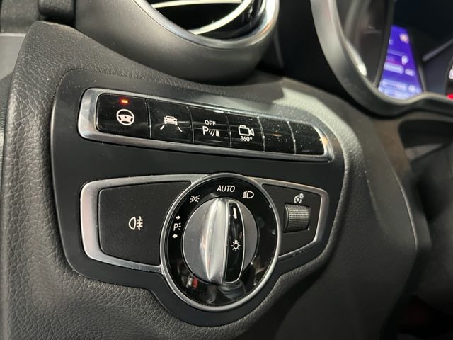 Mercedes-Benz  C 63 AMG