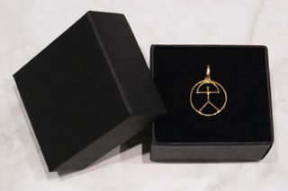 COLGANTE INDALO, ORO 18K/0.8g