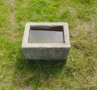 Pila Rectangular de Granito 36x25x25