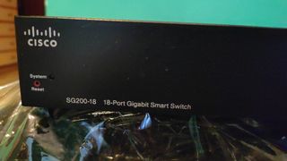 Switch Cisco SG200-18 Inteligente