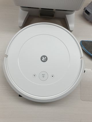 Robot Aspirador Roomba Combo 2 Essential 