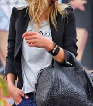 Americana levita pinchos de Zara