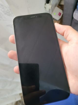 iPhone 12 Pro +3 fundas, +cargador de regalo