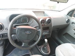 Ford Fusion 2004