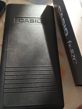 Calculadora Científica Casio fx-82C