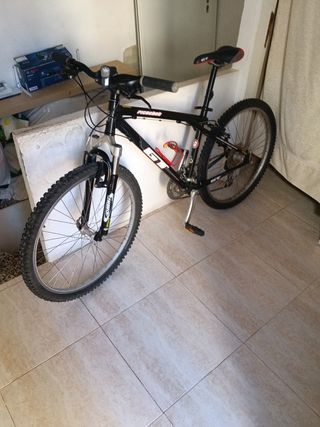 Bicicleta GT Picochet Negra