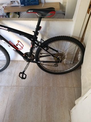 Bicicleta GT Picochet Negra