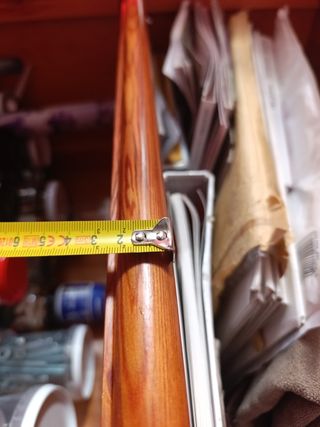 Mueble vitrina grande de madera y cristal