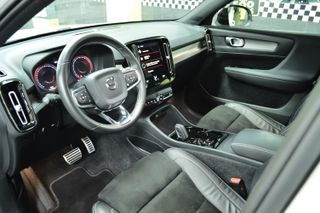 Volvo XC40 2.0 B4 RDESIGN AWD -2021