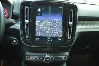 Volvo XC40 2.0 B4 RDESIGN AWD -2021