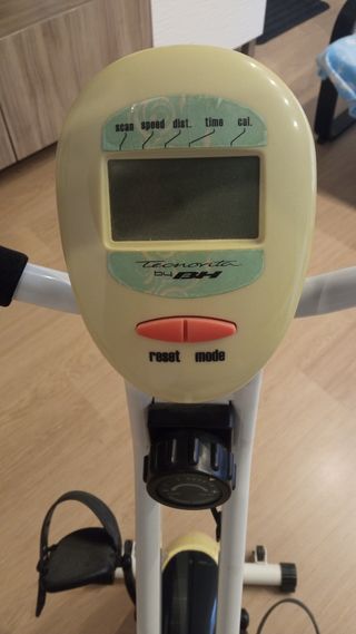 Bicicleta Estática BH Tecnovita Plegable