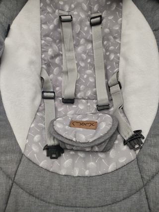 Mecedora bebé con mando y Bluetooth