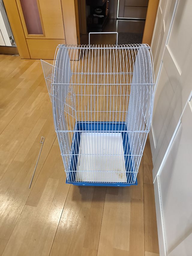 Jaula grande para pájaros con bandeja extraíble