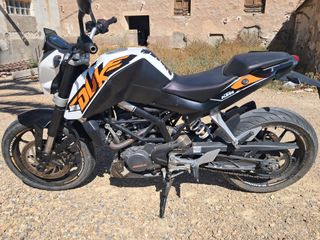 KTM Duke 125