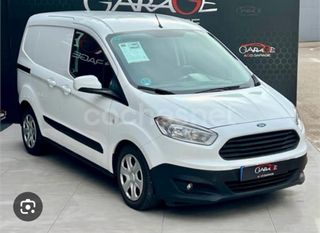 Furgoneta Ford Transit Courier Blanca despiece com