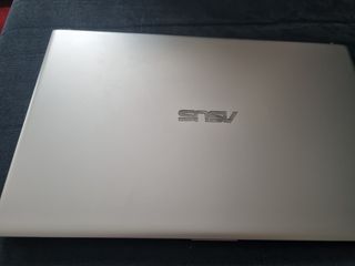 Ordenador portátil Asus VivoBook 14 X420U