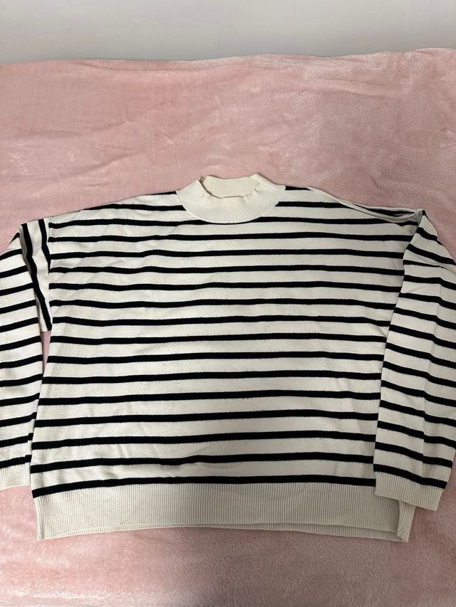 Jersey de rayas blanco y negro