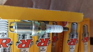Bujías NGK  BKR6EKC
