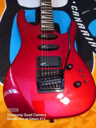 Guitarra Eléctrica Hohner ST Profesional Scorpions