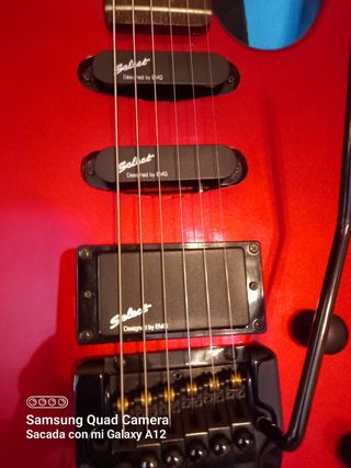 Guitarra Eléctrica Hohner ST Profesional Scorpions