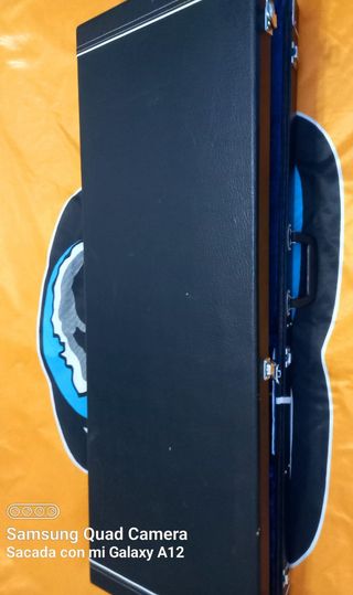 Guitarra Eléctrica Hohner ST Profesional Scorpions