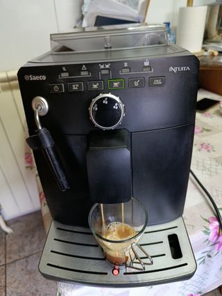 Cafetera Saeco Intuitia