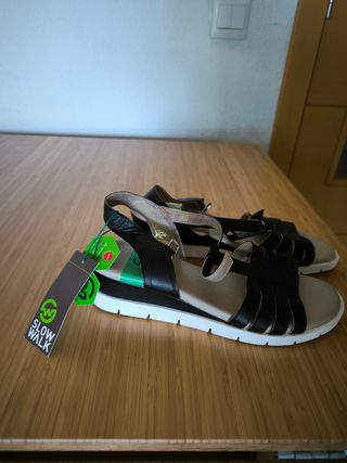 Sandalias Slow Walk Negras Talla 39 SIN ESTRENAR
