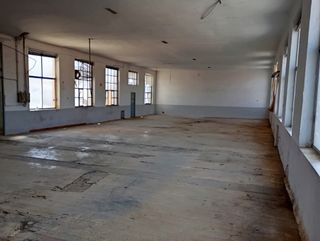 Nave Industrial en Petrer Centro 220m2