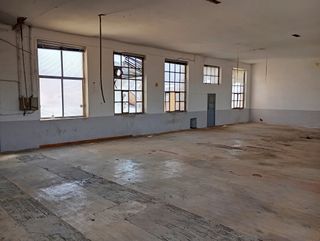 Nave Industrial en Petrer Centro 220m2