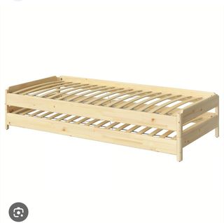 Cama apilable IKEA UTÅKER madera