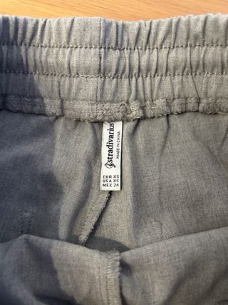 Pantalón jogger gris vestir