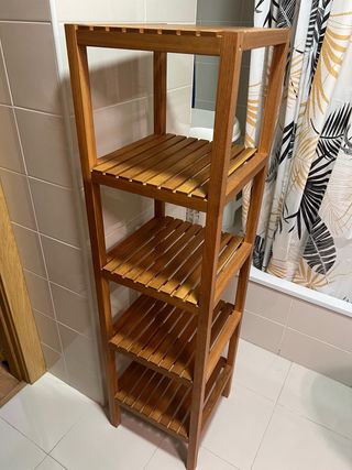 Estantería de madera IKEA