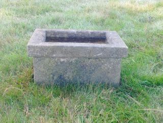 Pila Rectangular de Granito 39x30x20