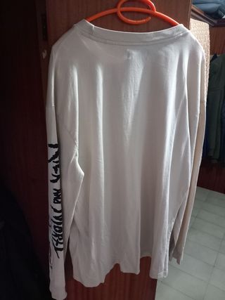 Camiseta Rick y Morty Bershka Talla L