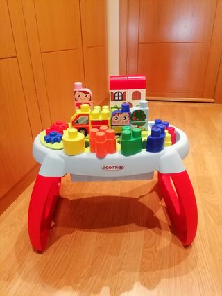 Mesa de bloques para bebés +12 meses