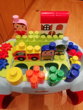 Mesa de bloques para bebés +12 meses